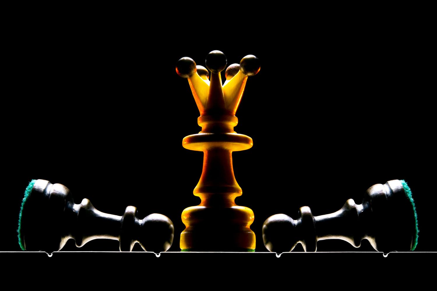 chess pieces image